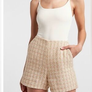 Express Gold Metallic Tweed High Rise Shorts Pockets Lined Women’s Size 6 NEW